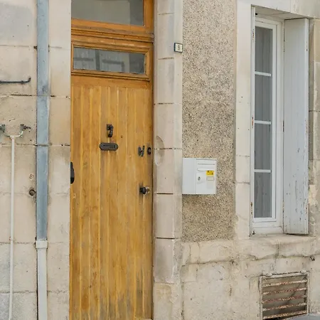 Апартаменты La Perle De *